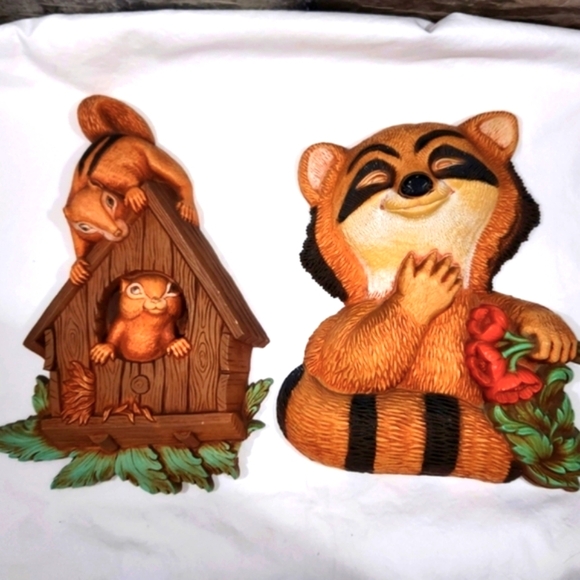 Vintage Homco Woodland Wall Plaques Decor 70s Cottagecore Raccoon & Chipmunks - Picture 3 of 16